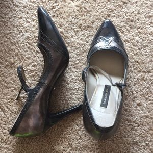 Women's shoes